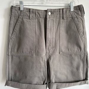 Denim Forum Joni Bermuda Shorts - 100% cotton in olive/khaki
